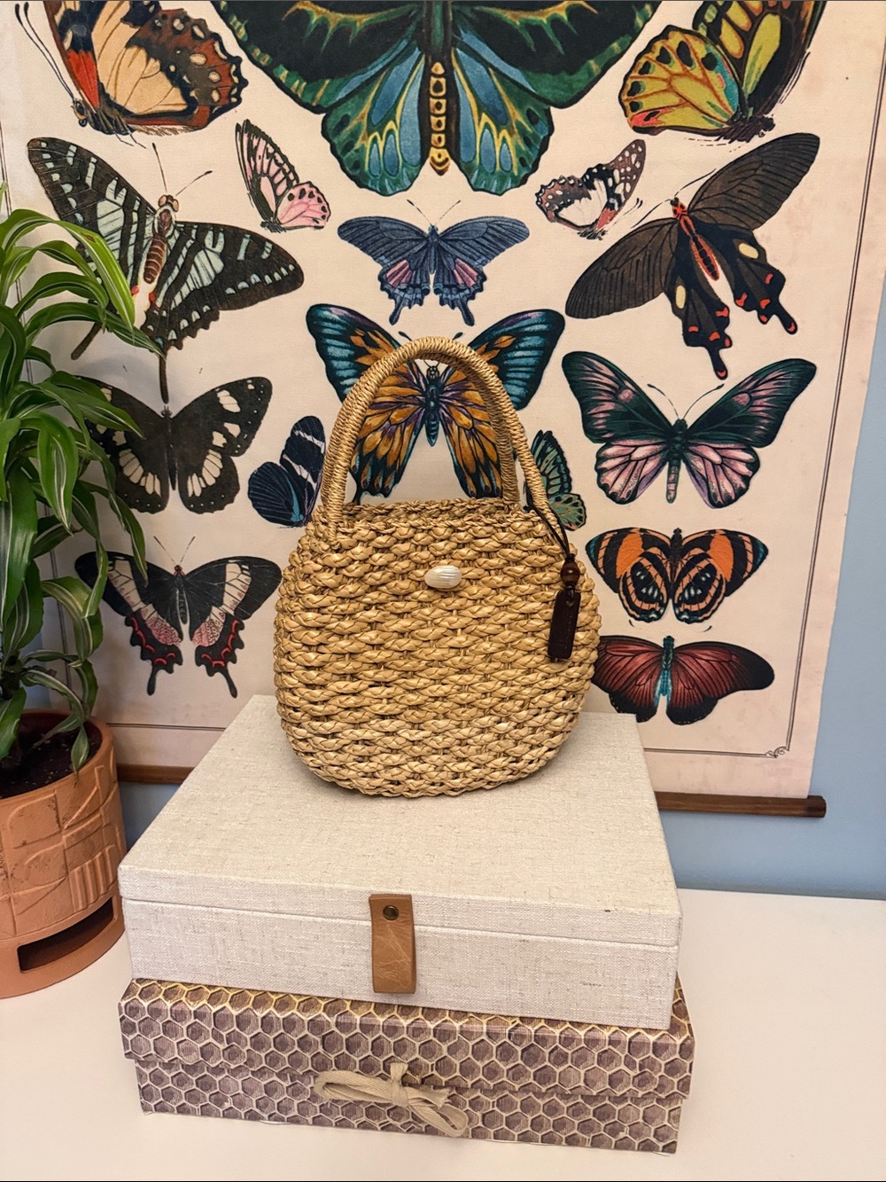 Esprit Natural Straw Woven Tote Bag